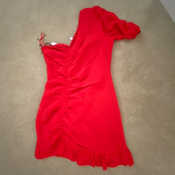 LEITH RED RUFFLE DRESS - Picture 2 of 2